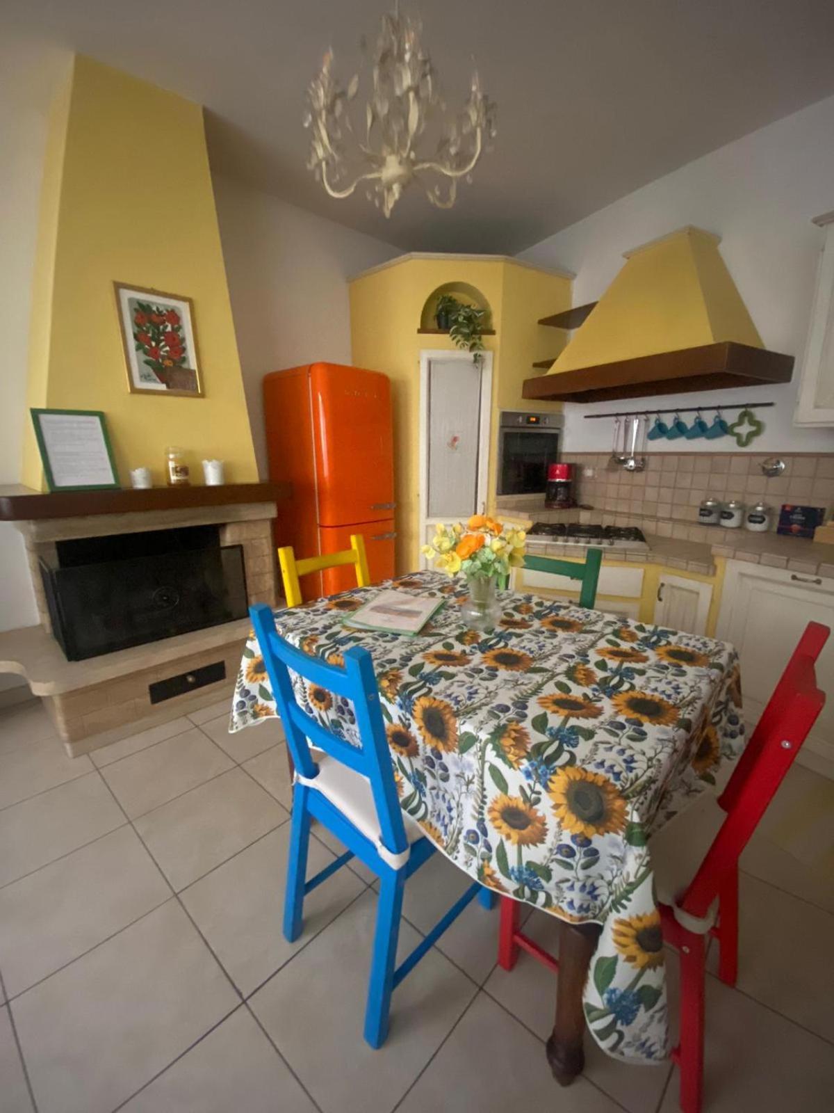 Appartamento Indipendente Con Giardino Fralu Florença Exterior foto